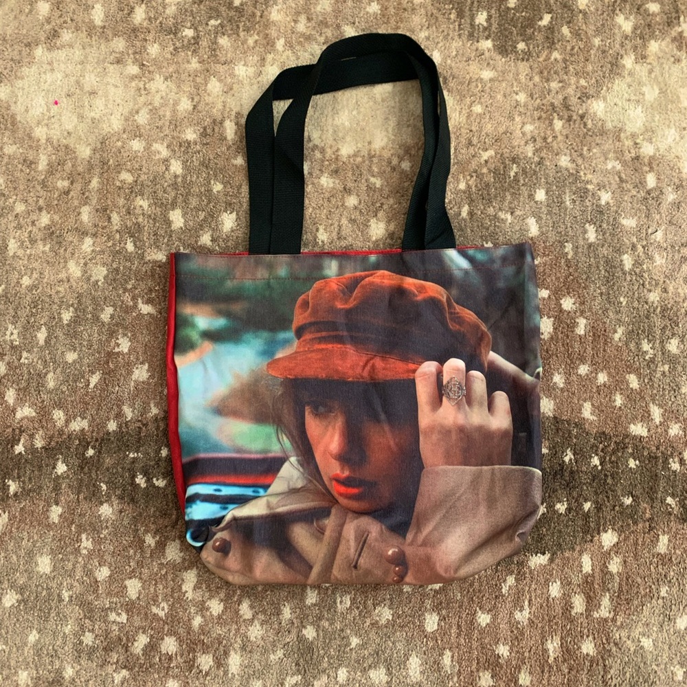 Taylor Swift Red canvas tote bag